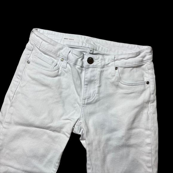 Kut from the Kloth Natalie Cropped Petite Bermudas - Picture 1 of 8